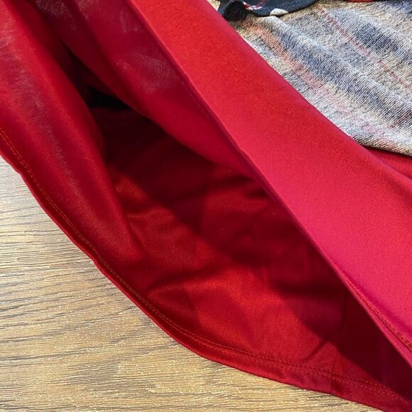 NWT. Petite XL. Stretch dress/ lined. Plaid pattern. - Picture 7 of 9